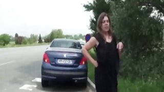 Yaramaz MILF gerçek kıllı ve Aç kedi yemek full mobil porno